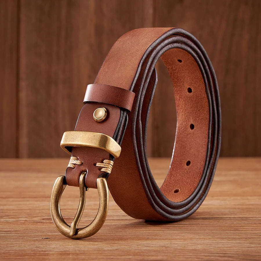 Elegant Cowhide Leather Cowboy Style Belt in Rich Brown